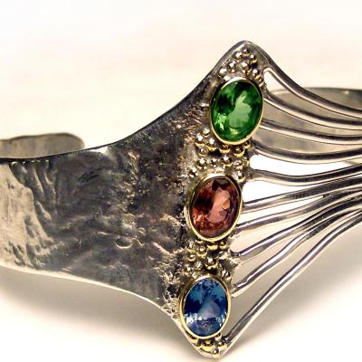 BRACELET ARGENT, OR ET TOURMALINES